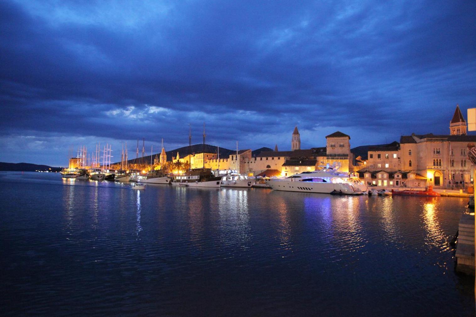 Nevistic Apartmani Trogir Exterior foto